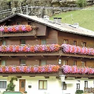 Apartment Haus Ria, Sölden